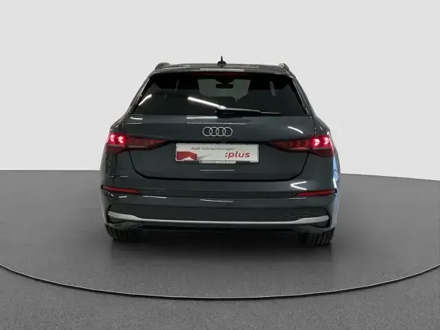 Gebraucht Audi A3 S-Line 204 PS (150 kW) 2025 Grau Limousine