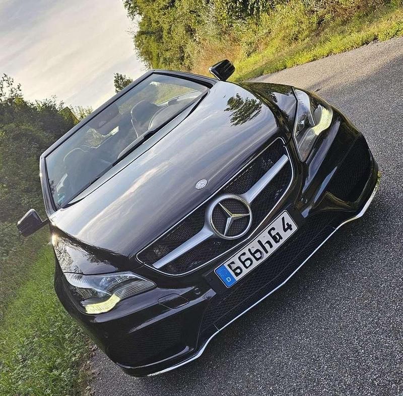 Gebraucht Mercedes E320 272 PS (200 kW) 2014 Schwarz Cabrio