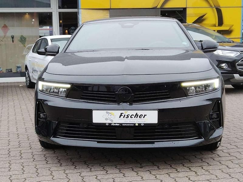 Gebraucht Opel Astra 131 PS (96 kW) 2024 Schwarz perla nera Kombi