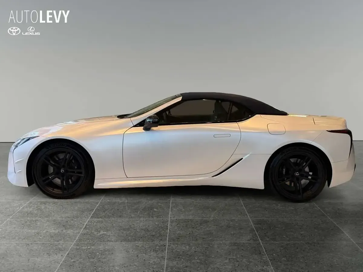 Gebraucht Lexus LC 500 464 PS (341 kW) 2024 Weiß Cabrio
