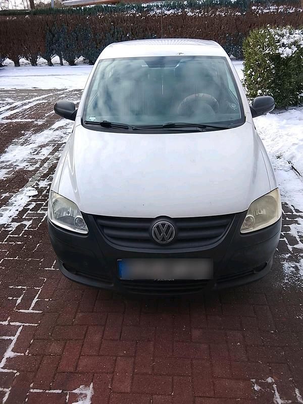 Weiß Gebraucht 2011 VW Fox Kleinwagen | 900 € (Superpreis) - Bild 1/4