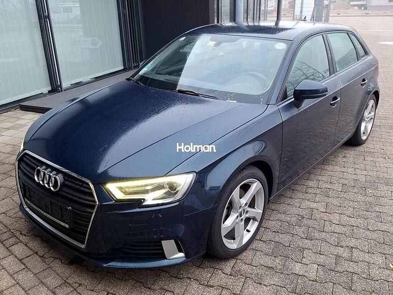 Gebraucht Audi A3 Sport 150 PS (110 kW) 2017 Blau Limousine