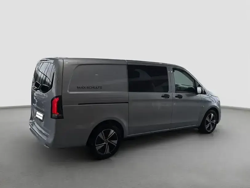 Gebraucht Mercedes Vito 237 PS (174 kW) 2026 Silber Van