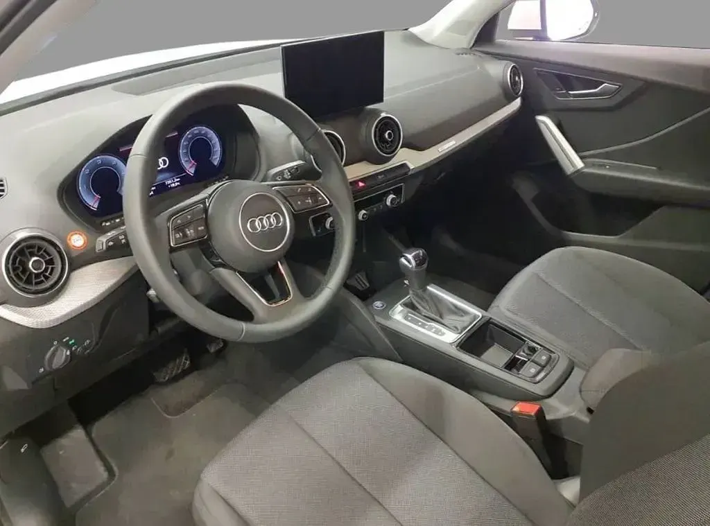Gebraucht Audi Q2 Advanced 150 PS (110 kW) 2025 Weiß SUV
