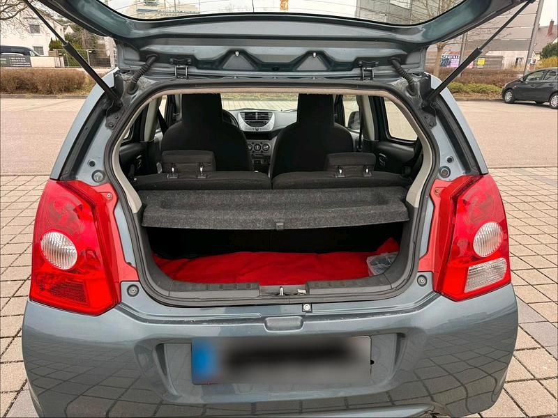 Gebraucht Suzuki Alto 68 PS (50 kW) 2012 Grau Kleinwagen