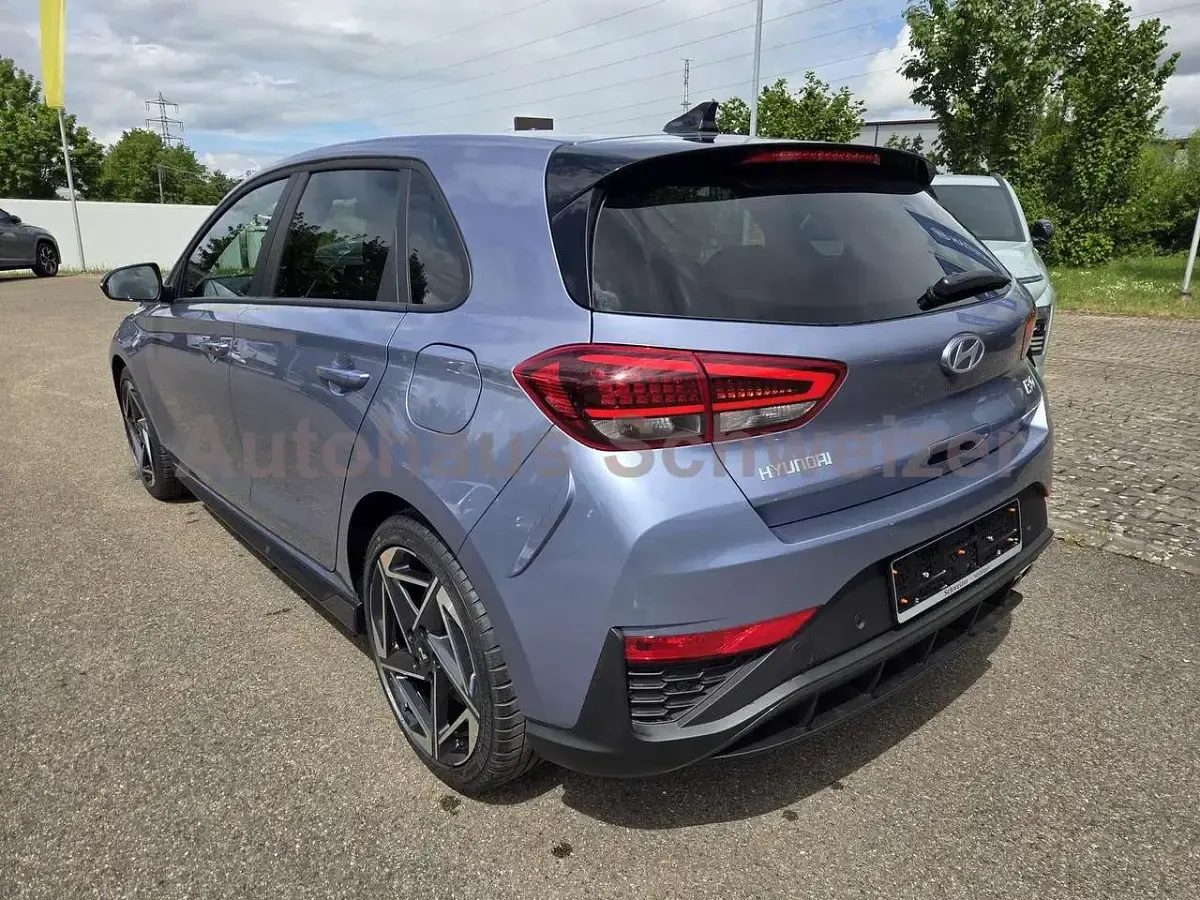 Neu Hyundai i30 GO! 150 PS (110 kW) 2026 Meta blue Limousine