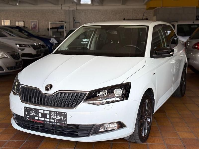 Gebraucht Skoda Fabia Drive 75 PS (55 kW) 2017 Weiß Limousine