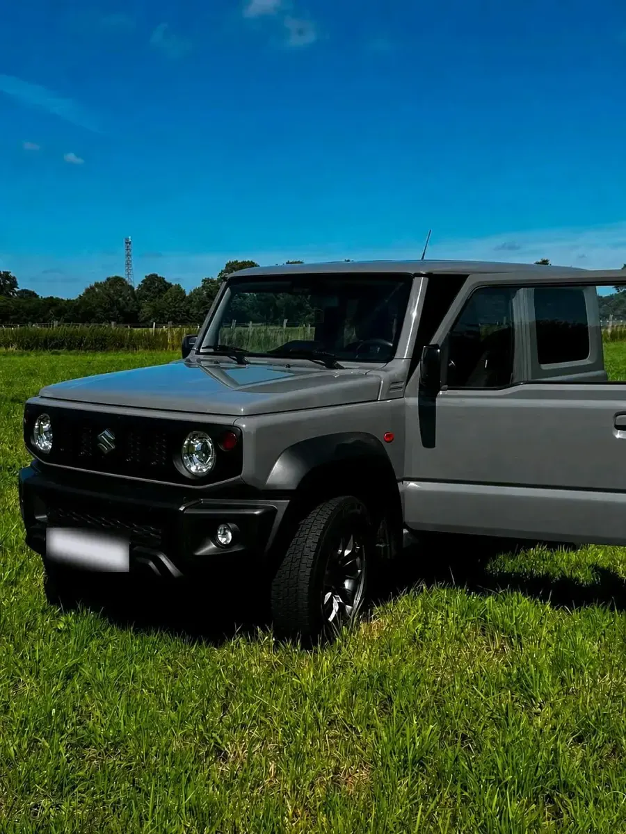 Gebraucht Suzuki Jimny 102 PS (75 kW) 2019 Grau SUV
