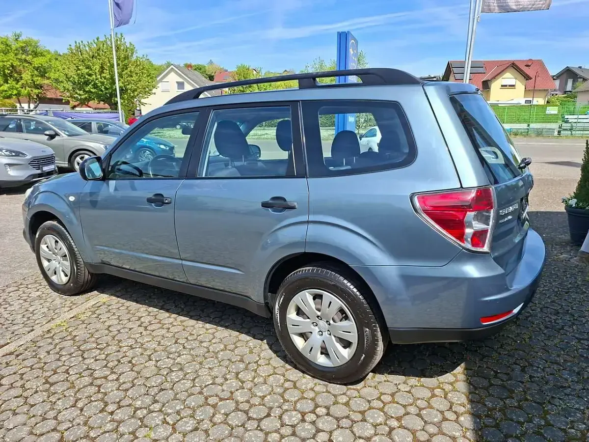 Second-hand Subaru Forester Active 150 CP (110 kW) 2012 Verde SUV