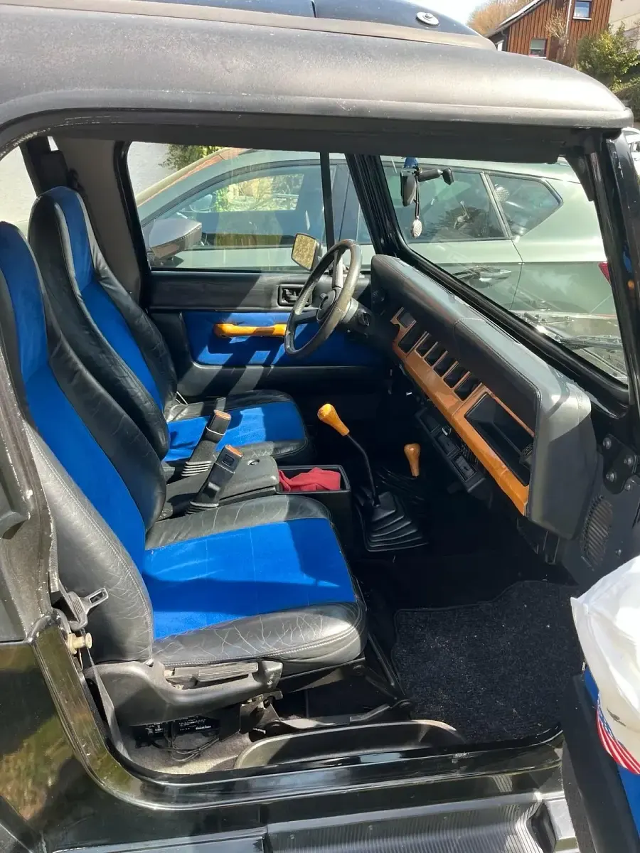 Gebraucht Jeep Wrangler 180 PS (132 kW) 1993 Schwarz SUV