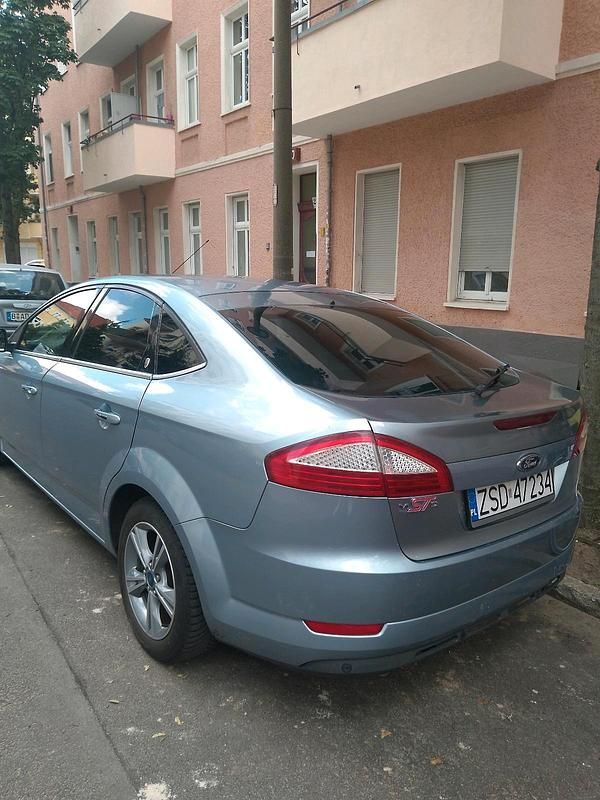 Blau Gebraucht 2007 Ford Mondeo Limousine | 1.800 € (Fairer Preis) - Bild 1/4