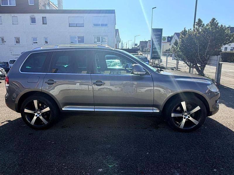 Gebraucht VW Touareg 224 PS (164 kW) 2007 Grau SUV