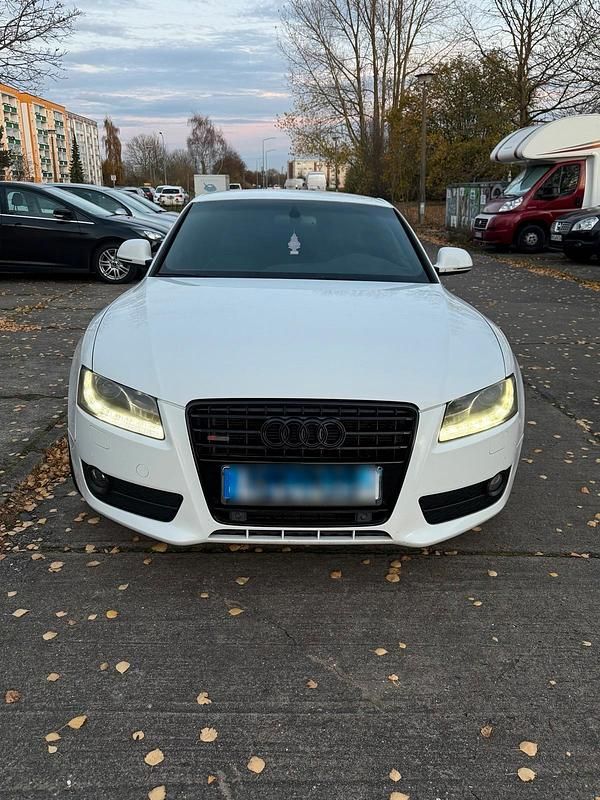 Weiß Gebraucht 2008 Audi A5 Coupé | 6.500 € (Fairer Preis) - Bild 1/4