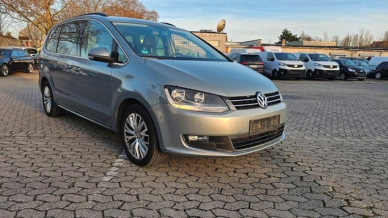Gebraucht VW Sharan Comfortline 140 PS (102 kW) 2011 Grau Van / Kleinbus