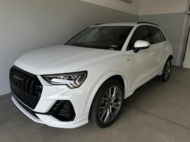 [2y2y] gletscherweiß metallic Gebraucht 2023 Audi Q3 Ambiente SUV | 55.680 € - Bild 1/1