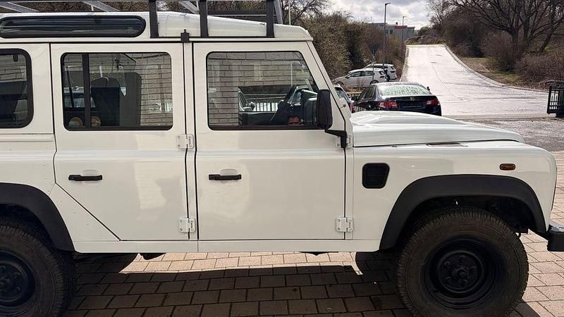 Gebraucht Land Rover Defender 122 PS (89 kW) 2015 Weiß Kombi