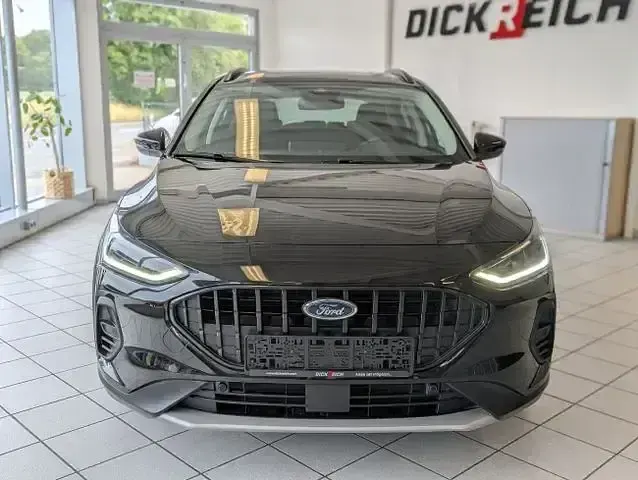 Gebraucht Ford Focus Active 155 PS (114 kW) 2024 Schwarz Limousine