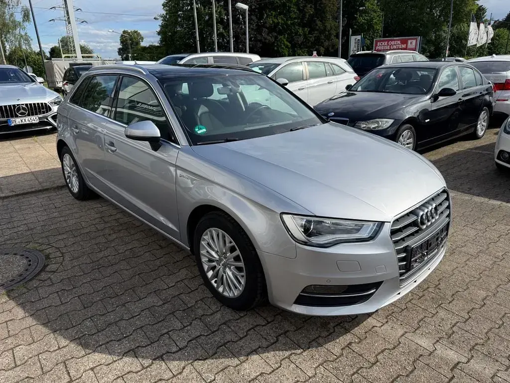 Gebraucht Audi A3 Ambiente 110 PS (80 kW) 2015 Grau Limousine