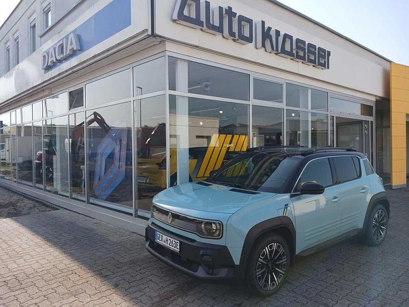 Grün Gebraucht 2025 Renault 4 E-Tech Iconic SUV | 34.990 € (Etwas zu teuer) - Bild 1/4