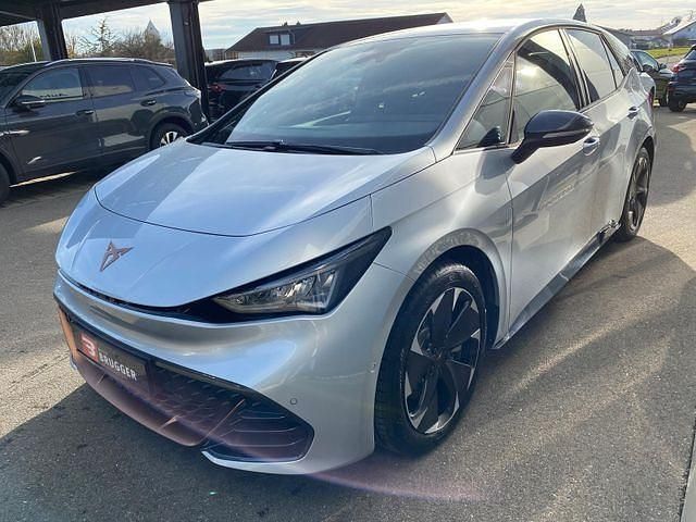 Gebraucht Cupra Born 169 kW (231 PS) 2023 Geysirsilber Kleinwagen