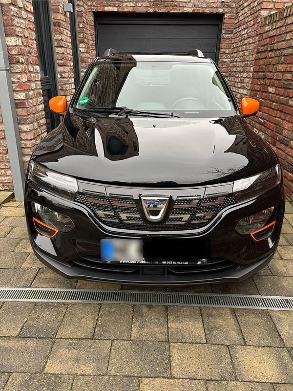 Gebraucht Dacia Spring Comfort Plus 33 kW (45 PS) 2022 Schwarz Kleinwagen