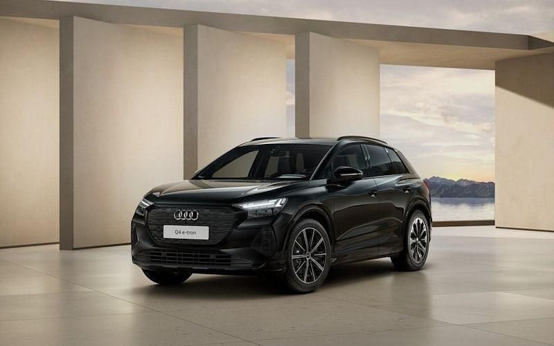 Neu Audi Q4 e-tron Comfort 210 kW (286 PS) 2026 Schwarz SUV