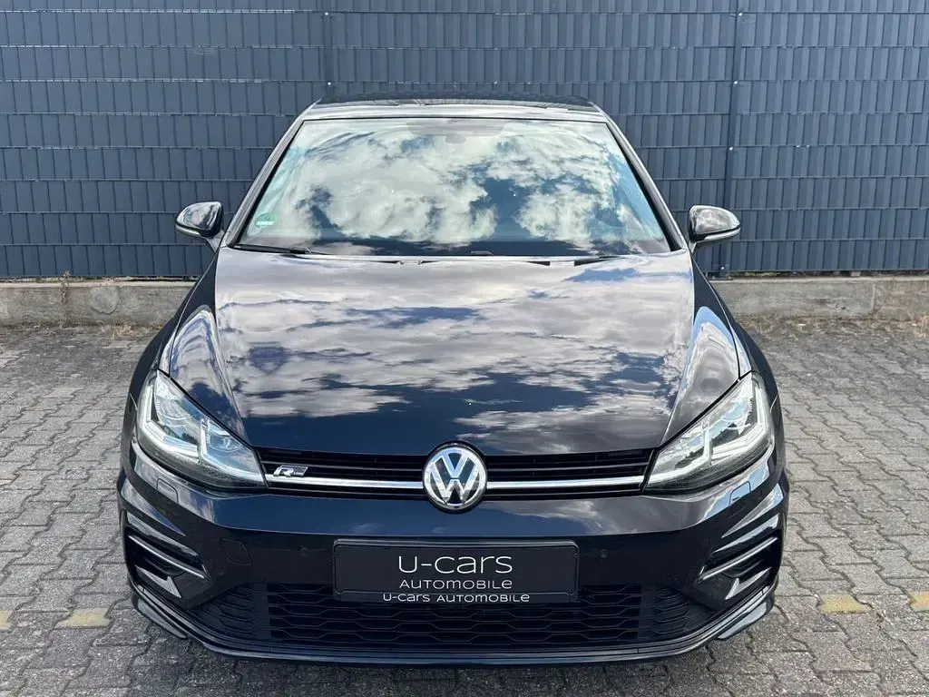 Gebraucht VW Golf VII Highline 150 PS (110 kW) 2019 Schwarz Limousine
