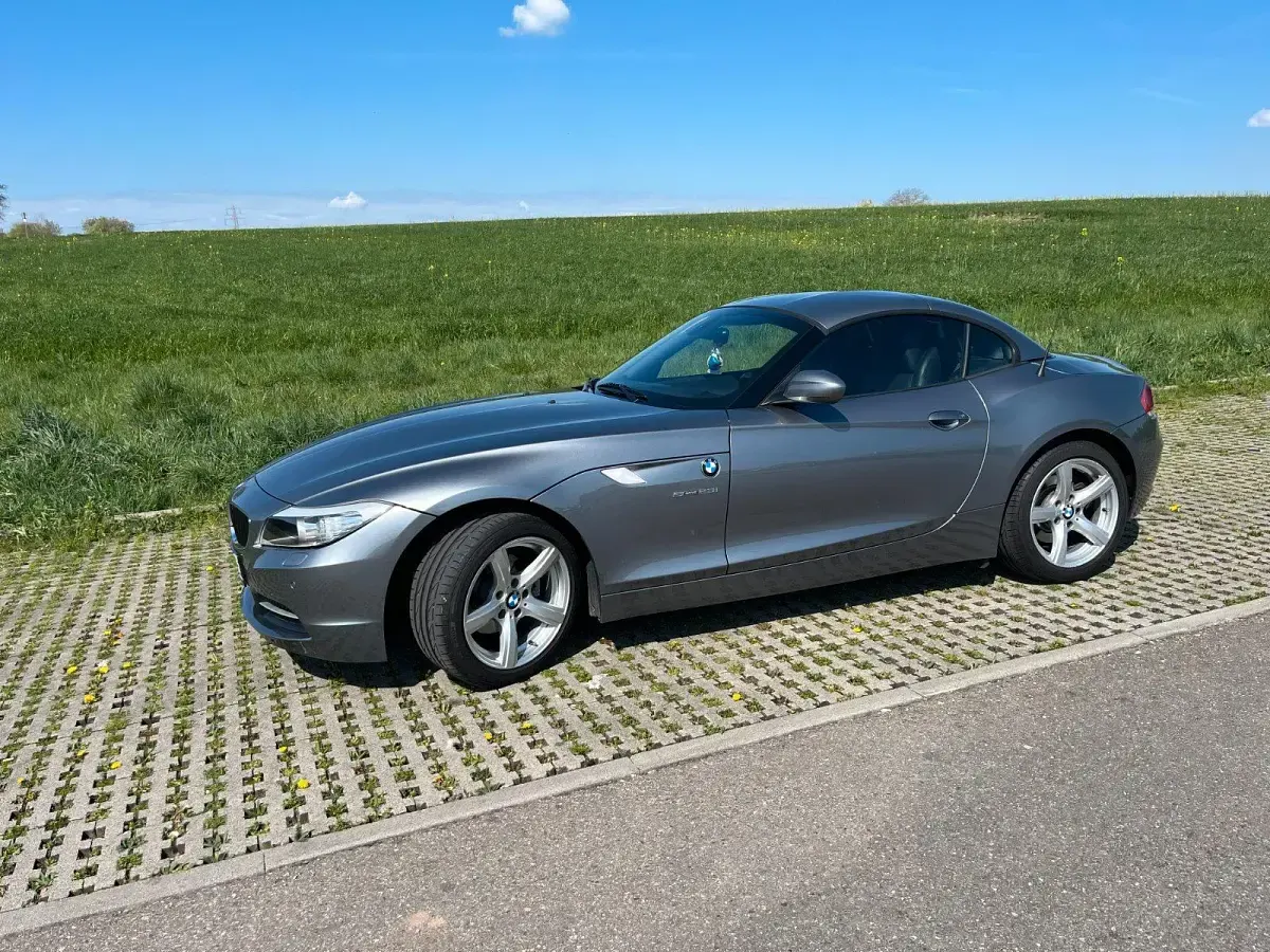 Second-hand BMW Z4 204 CP (150 kW) 2010 Gri Cabrio