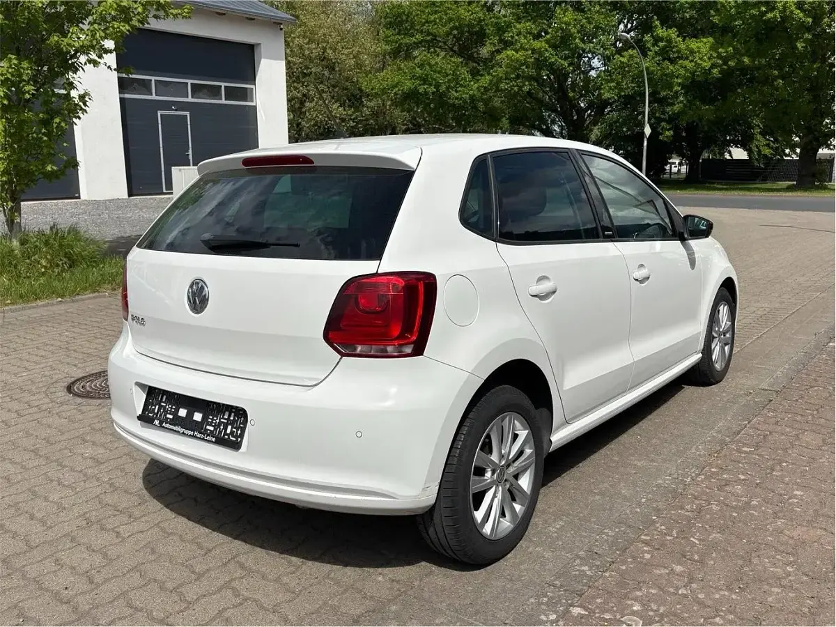 Gebraucht VW Polo Edition 69 PS (50 kW) 2011 Weiß Kleinwagen