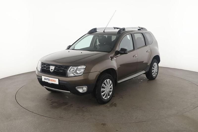 Braun Gebraucht 2018 Dacia Duster Black Shadow SUV | 12.110 € (Guter Preis) - Bild 1/3