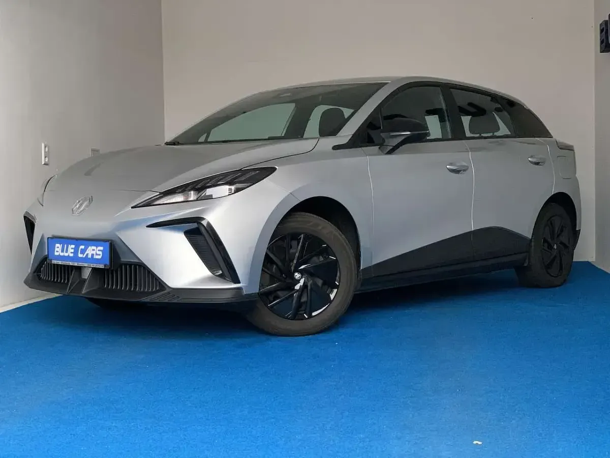 Gebraucht MG MG4 EV 125 kW (170 PS) 2023 Andes grey metallic Kleinwagen