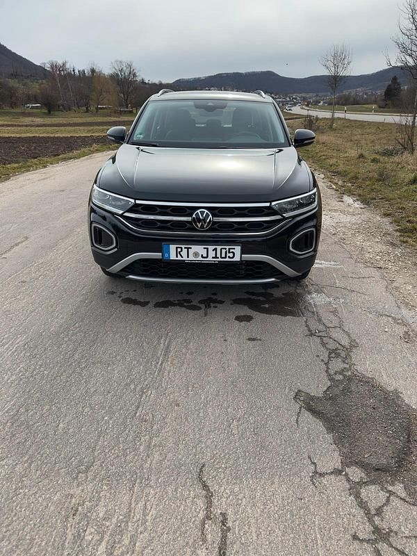 Gebraucht VW T-Roc Style 150 PS (110 kW) 2024 Schwarz SUV