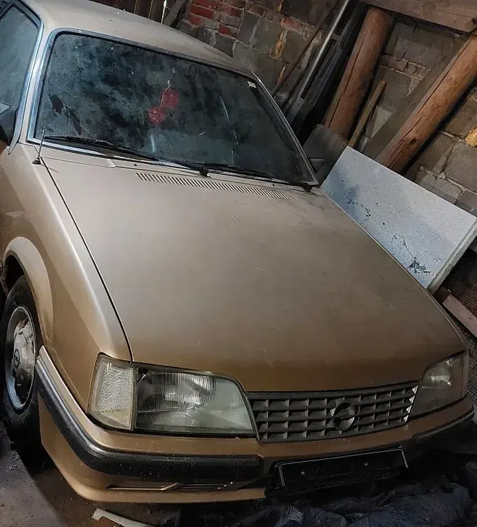 Gebraucht Opel Senator 136 PS (100 kW) 1983 Beige Limousine
