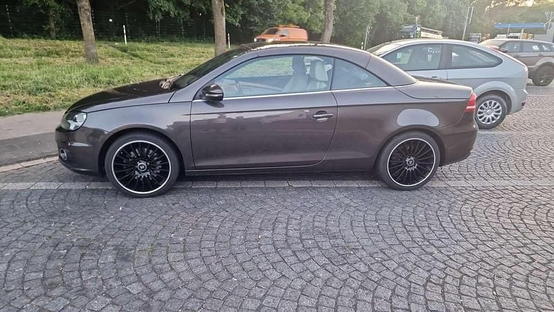 Gebraucht 2013 VW Eos Sportline Cabrio | 10.500 € (Guter Preis) - Bild 1/4
