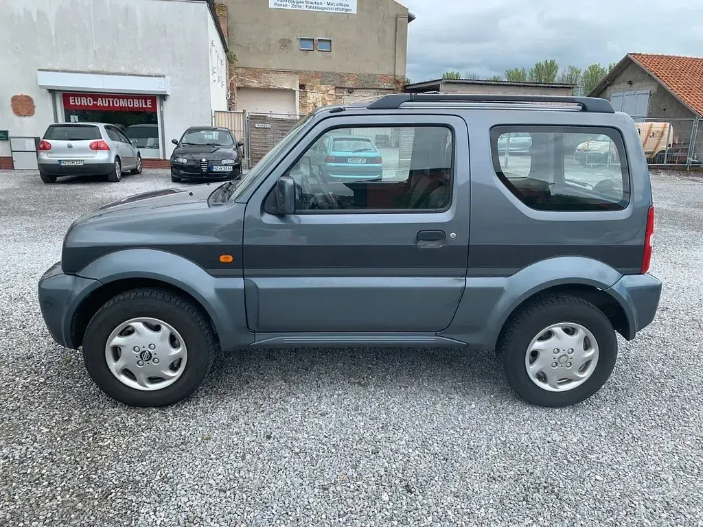 Używany Suzuki Jimny 86 KM (63 kW) 2007 Zielony SUV