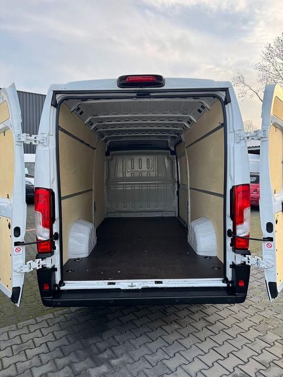 Gebraucht Citroën Jumper 165 PS (121 kW) 2024 Weiß Van / Kleinbus