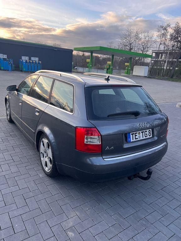 Gebraucht Audi A4 Performance 131 PS (96 kW) 2004 Grau Kombi