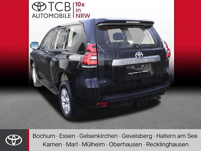 Gebraucht Toyota Land Cruiser 204 PS (150 kW) 2023 Schwarz SUV