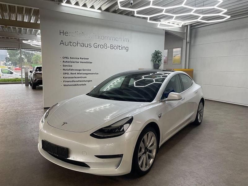 Pearl white multicoat Gebraucht 2020 Tesla Model 3 Limousine | 22.500 € (Guter Preis) - Bild 1/4