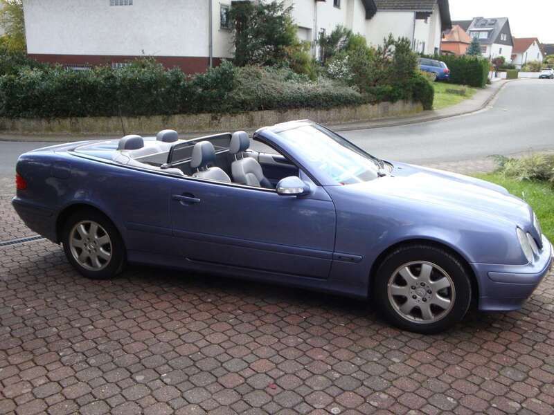 Blau Gebraucht 2000 Mercedes CLK200 Avantgarde Cabrio | 8.700 € (Etwas zu teuer) - Bild 1/4