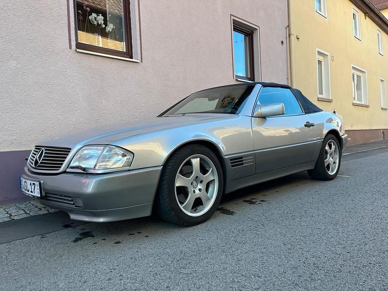 Silber Gebraucht 1989 Mercedes SL300 Cabrio | 8.500 € - Bild 1/4