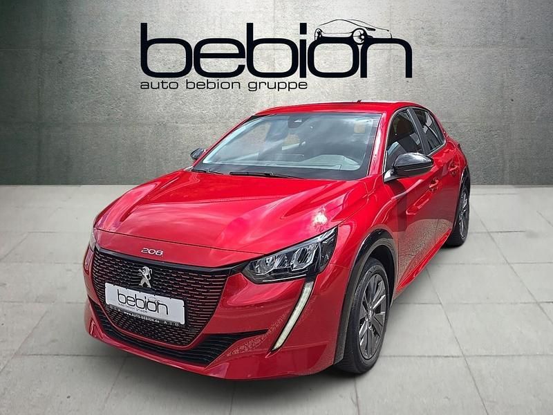 Rot Gebraucht 2022 Peugeot e-208 Active Kleinwagen | 16.980 € (Fairer Preis) - Bild 1/4