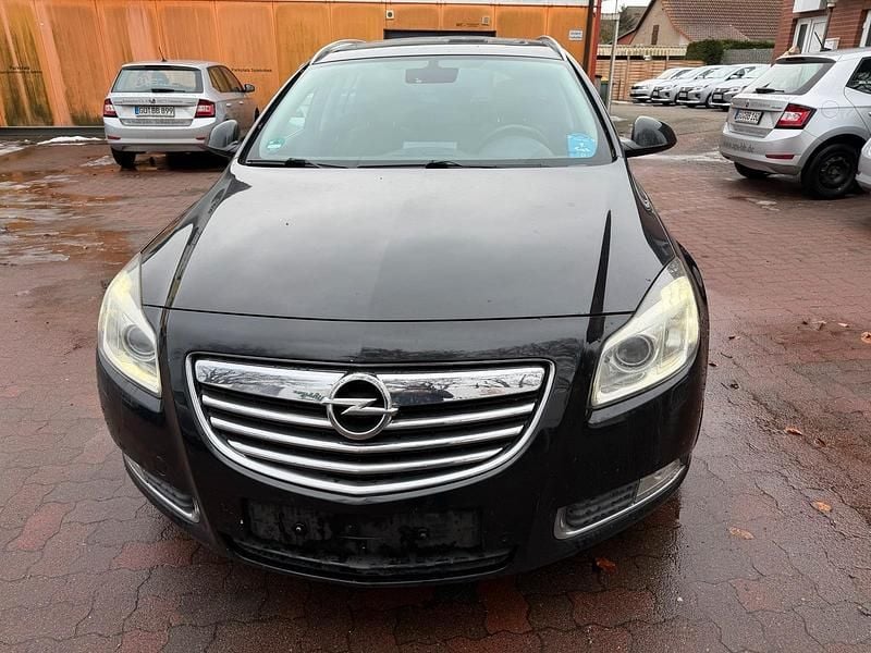 Gebraucht Opel Insignia 160 PS (117 kW) 2011 Schwarz Kombi