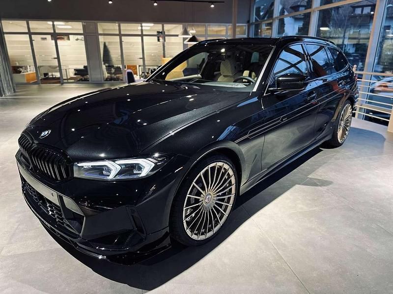 Neu Alpina B3 529 PS (389 kW) 2026 Saphirschwarz metallic Kombi
