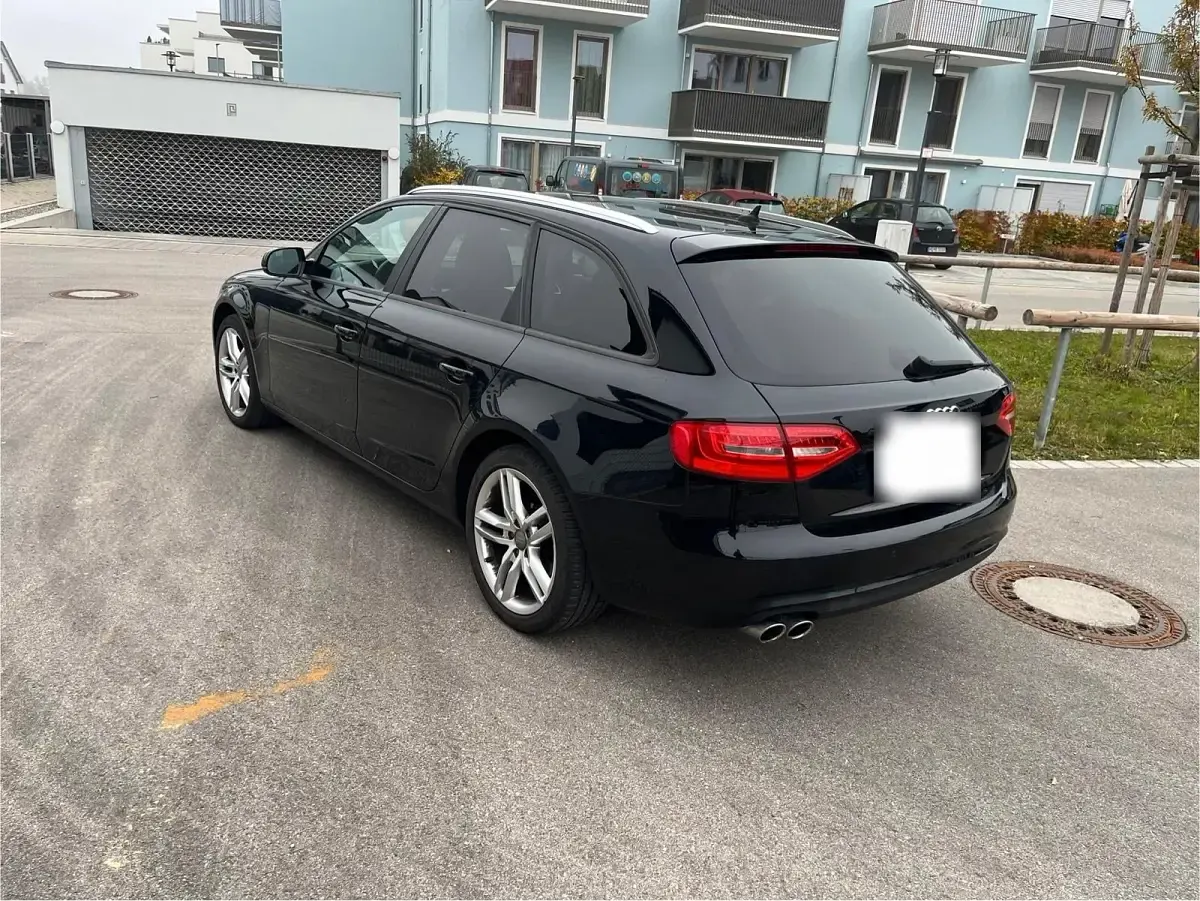 Używany Audi A4 150 KM (110 kW) 2015 Czarny Kombi