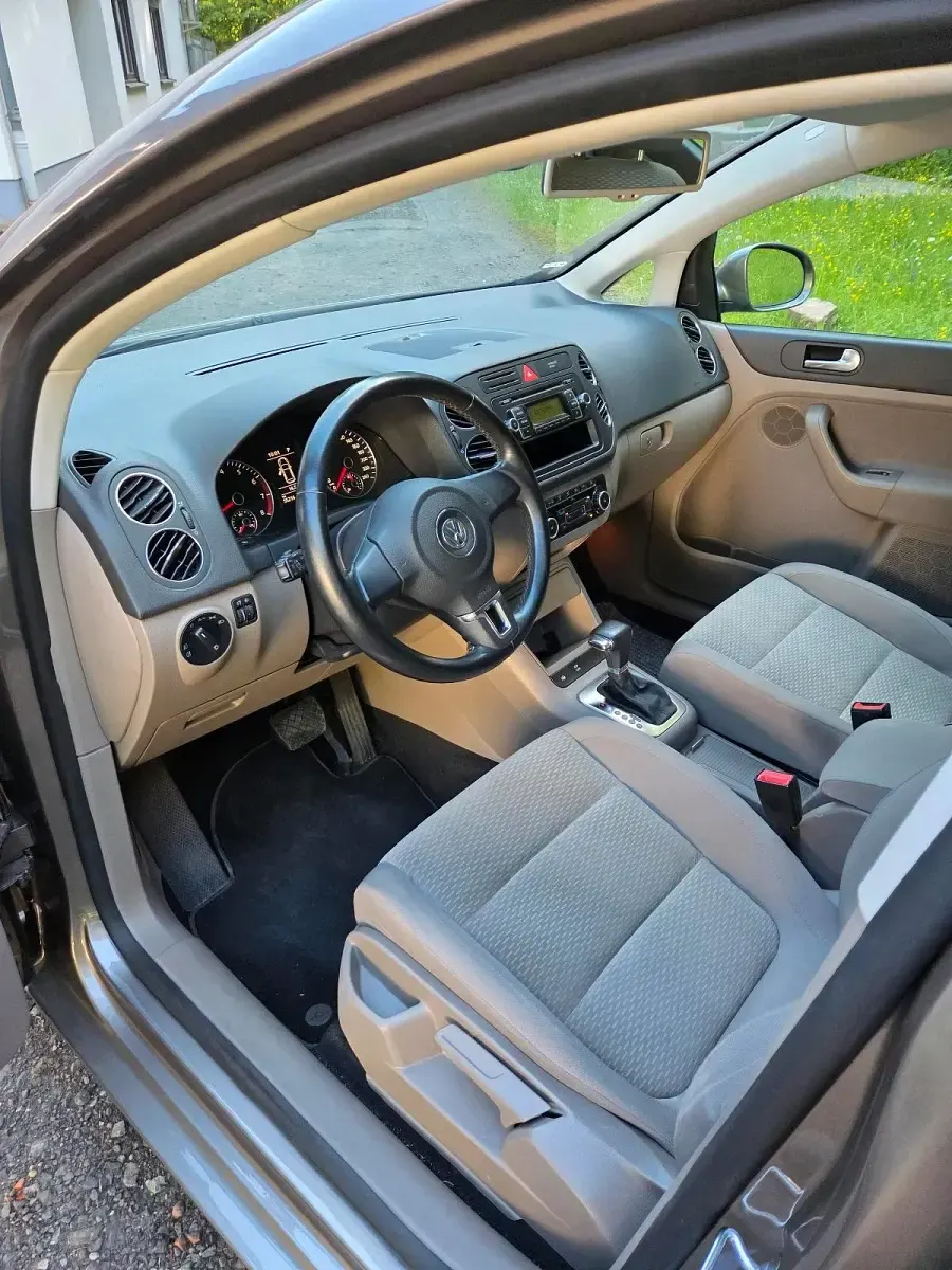 Gebraucht VW Golf Plus 122 PS (89 kW) 2009 Silber Van / Kleinbus