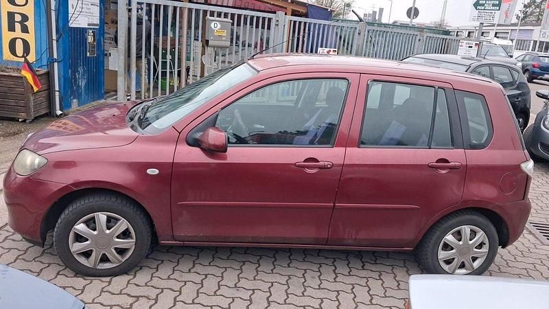 Second-hand Mazda 2 Active 80 CP (58 kW) 2007 Roșu Berlinǎ