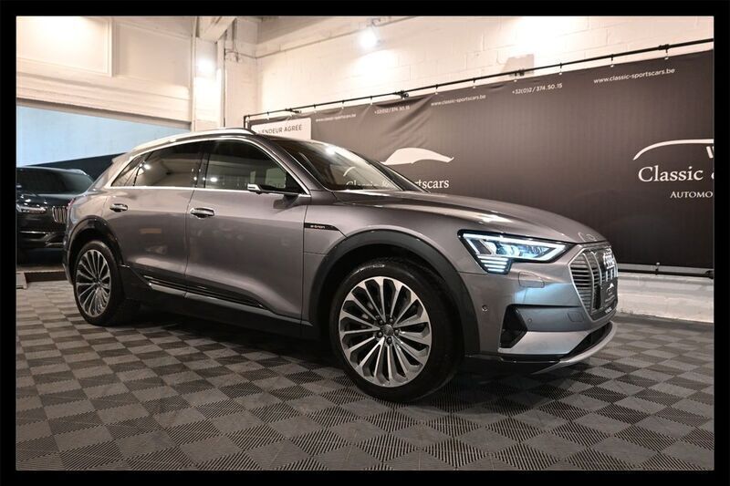 Grau Gebraucht 2020 Audi e-tron S-Line SUV | 28.950 € (Superpreis) - Bild 1/4