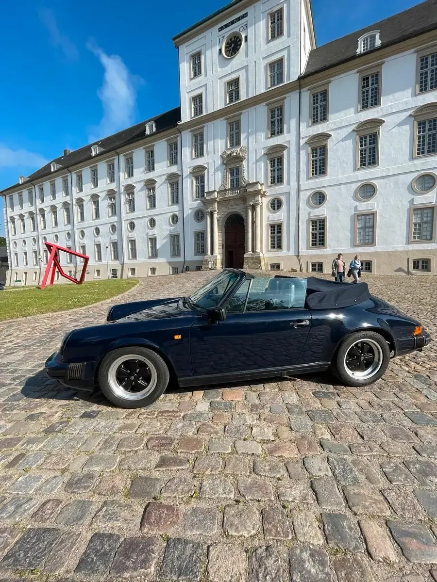 Gebraucht Porsche 911 231 PS (169 kW) 1986 Blau Cabrio