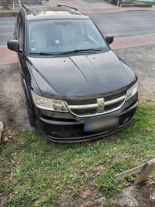 Gebraucht Dodge Journey 140 PS (102 kW) 2010 Schwarz SUV
